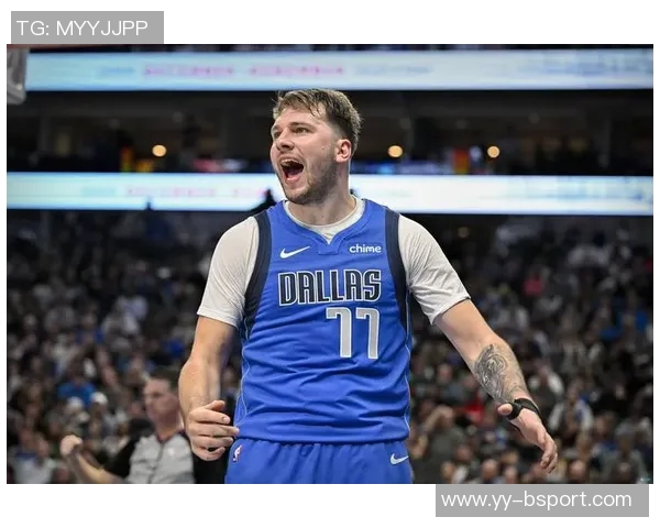 东契奇首秀表现出色15投7中三分球4记斩获25分7篮板4助攻 东契奇首秀表现出色15投7中三分球4记斩获25分7篮板4助攻