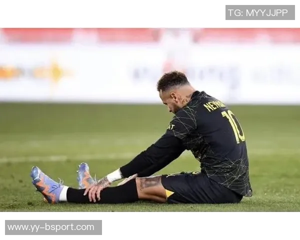 罗林斯状态低迷14投仅4中贡献10分5板7助失误频繁三分球全失手