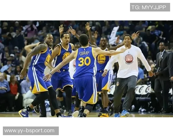 西部季后赛首轮对决勇士主场仅有三成胜率雷霆占优七成分析